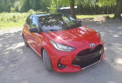 Toyota Yaris cena 67000 przebieg: 31000, rok produkcji 2021 z Kraków małe 67